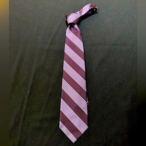 Brooks Brothers 346 Purple Silk Neck Tie